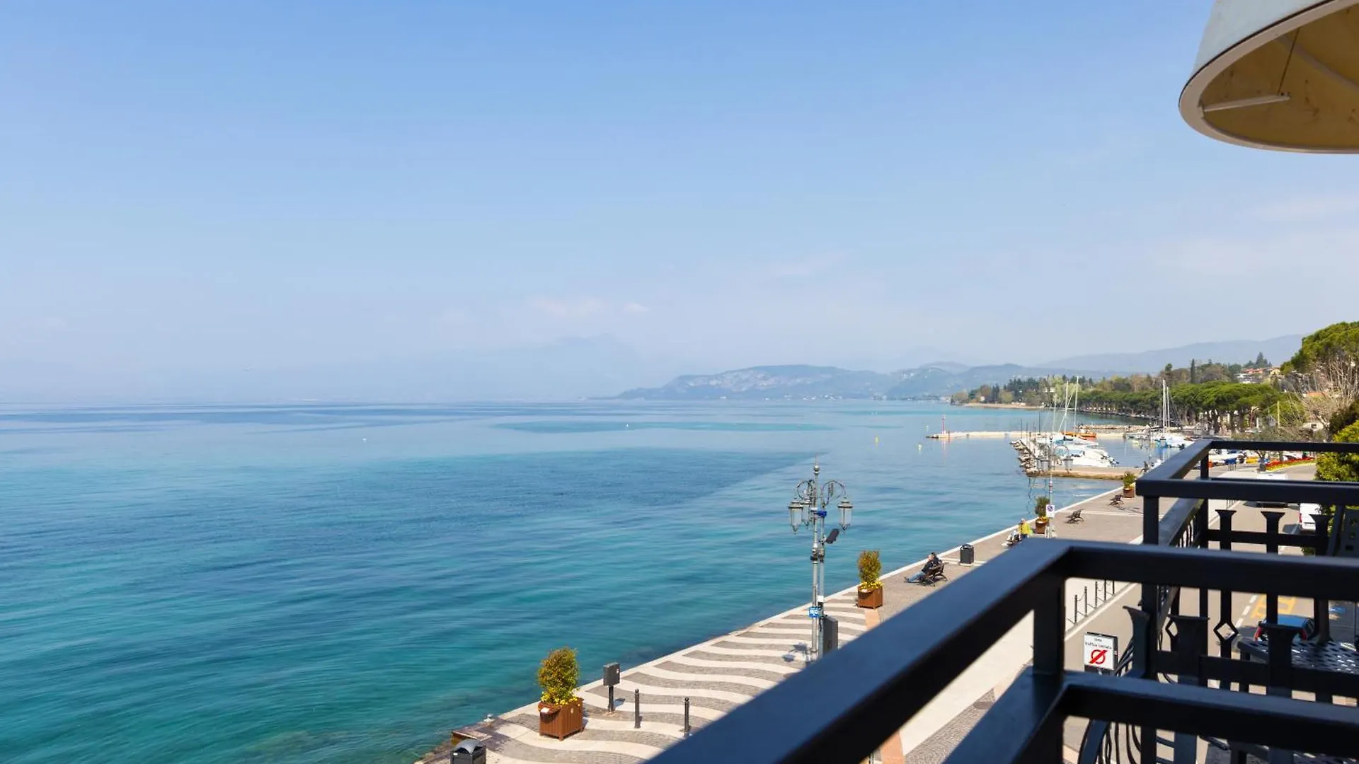 La Vista Postcard Hotel Lazise